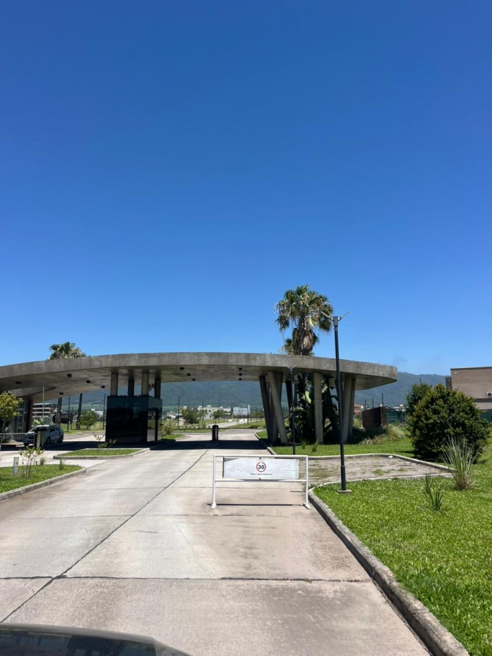 HERMOSA CASA A ESTRENAR DE 3D APTA CREDITO EN COUNTRY VIENTO SUR