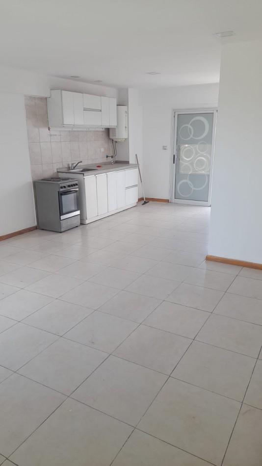 DEPARTAMENTO EN CORDOBA 1.344 DOS DORMITORIOS CON BALCON APTO MASCOTA