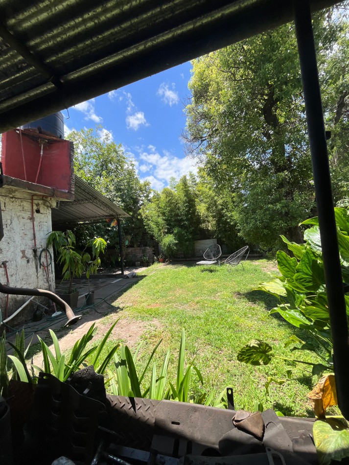 IMPORTANTE INMUEBLE EN YERBA BUENA EN CONSTANCIO VIGIL AL 2.300 A METROS DE AVENIDA SOLANO VERA DE 1300 M2