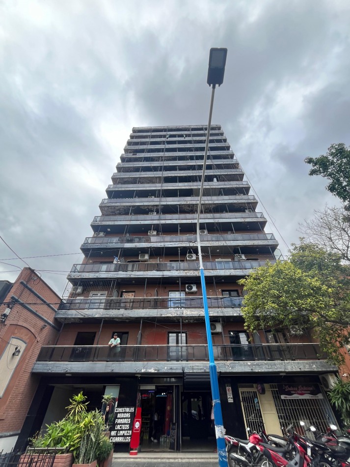 MONOAMBIENTE CON BALCON EN CONGRESO 851