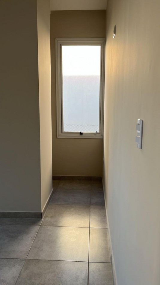 CASA DE TRES DORMITORIOS EN BARRIO CERRADO AYRES LOFT EN YERBA BUENA