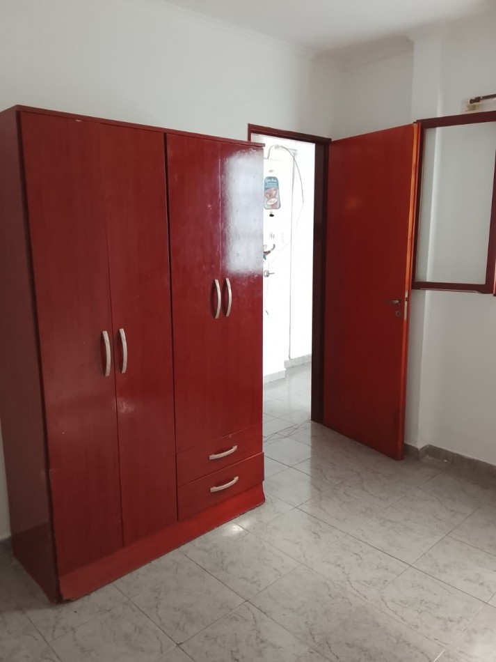 DEPARTAMENTO DE UN DORMITORIO EN PLANTA BAJA EN SAN MIGUEL AL 800