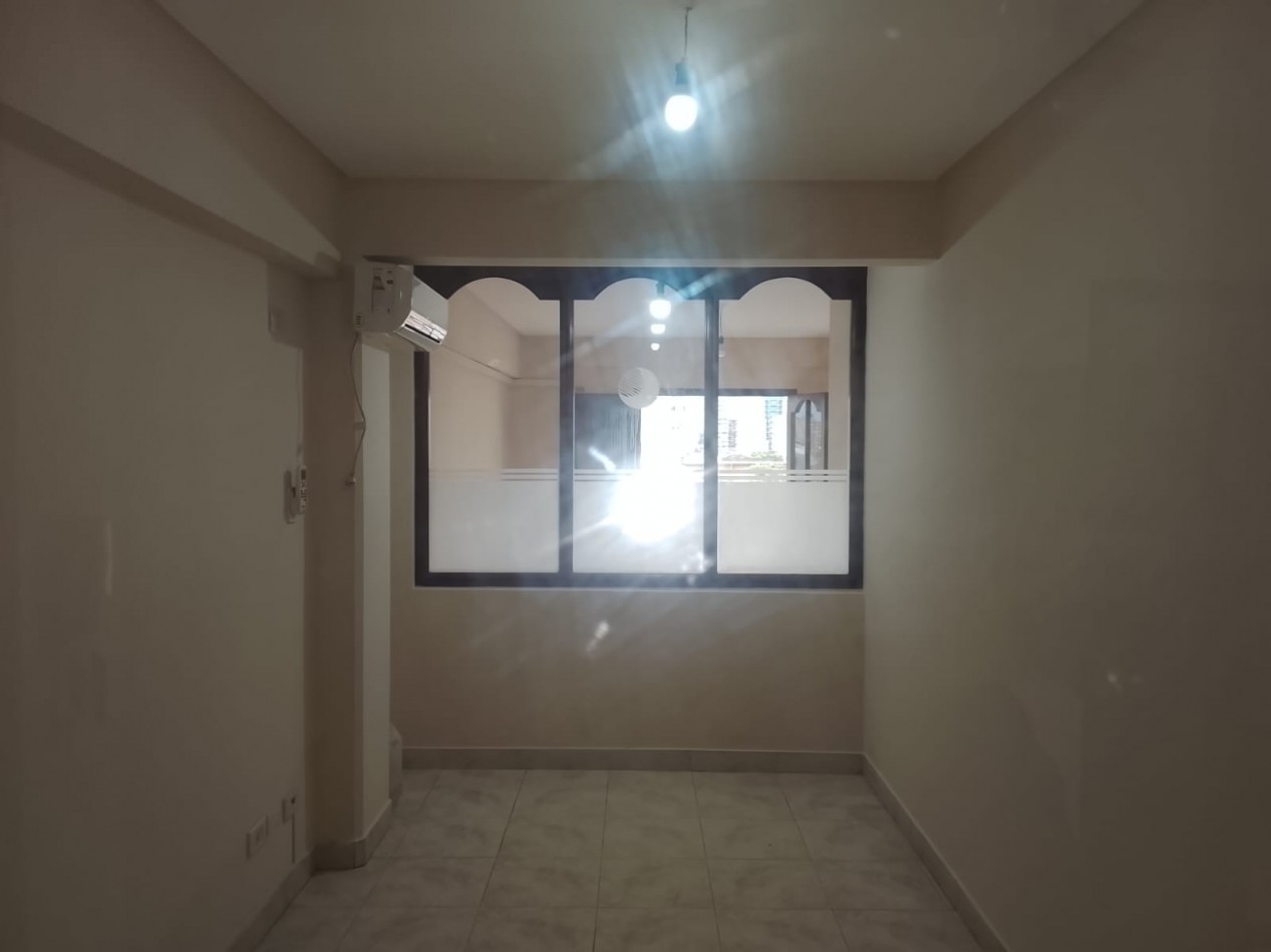 DEPARTAMENTO DE DOS DORMITORIOS EN SAN MARTIN AL 900 APTO COMERCIAL O VIVIENDA