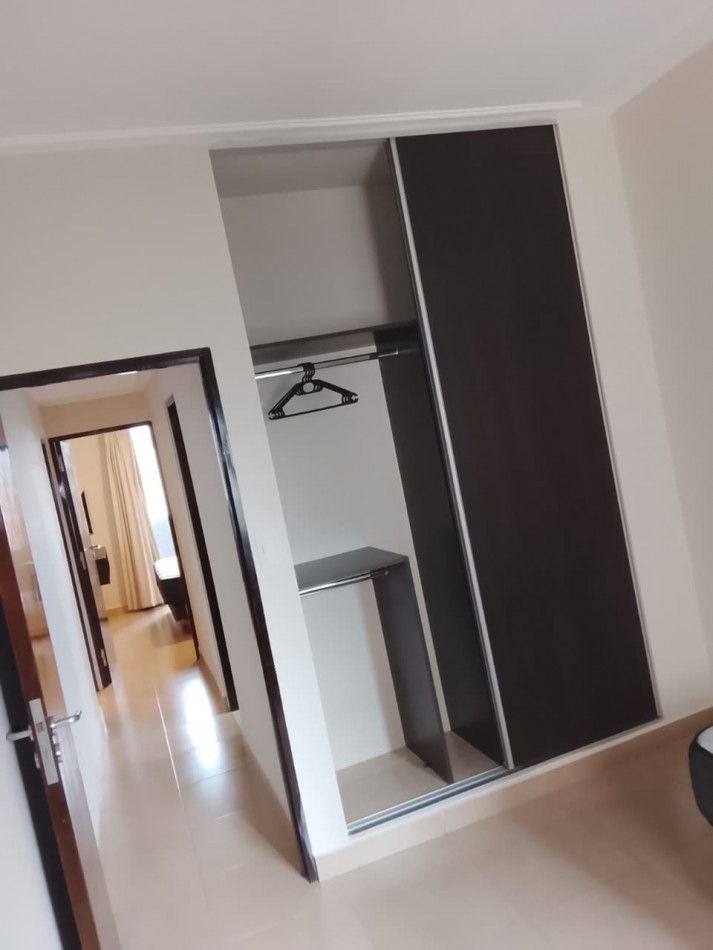 DEPARTAMENTO DE DOS DORMITORIOS AMOBLADO FRENTE A PLAZA ALBERDI CON AMENITIES