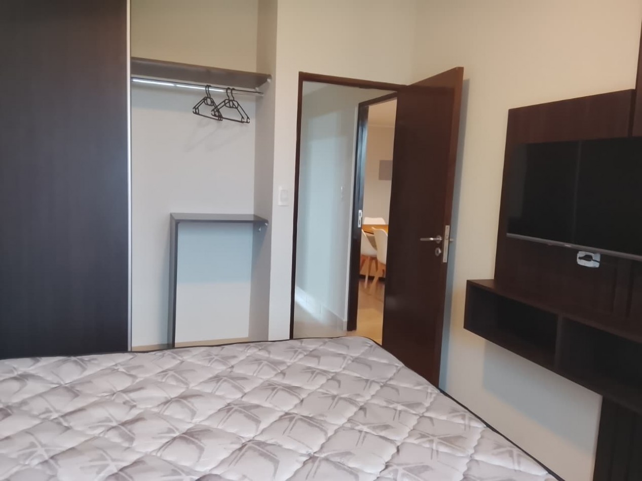 DEPARTAMENTO DE DOS DORMITORIOS AMOBLADO FRENTE A PLAZA ALBERDI CON AMENITIES