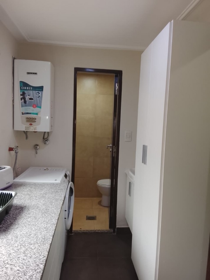 DEPARTAMENTO DE DOS DORMITORIOS AMOBLADO FRENTE A PLAZA ALBERDI CON AMENITIES