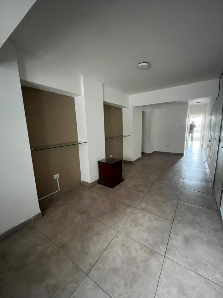 DEPARTAMENTO DE UN DORMITORIO CON BALCON EN AVENIDA MATE DE LUNA AL 2.200 EDIFICIO LA COLORADA