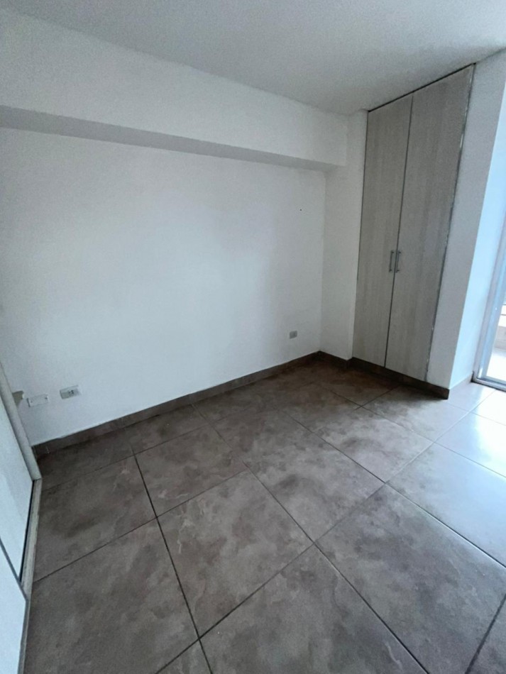 DEPARTAMENTO DE UN DORMITORIO CON BALCON EN AVENIDA MATE DE LUNA AL 2.200 EDIFICIO LA COLORADA