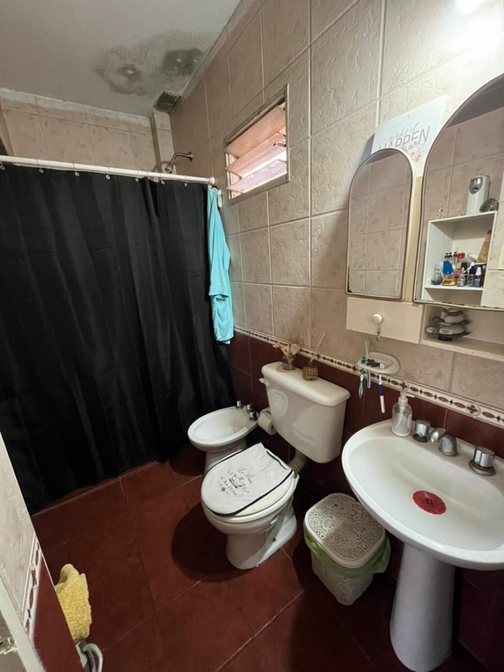 DEPARTAMENTO DE DOS DORMITORIOS CON COCHERA EN COMPLEJO GARCIA HAMILTON EN AVENIDA BELGRANO AL 3.300