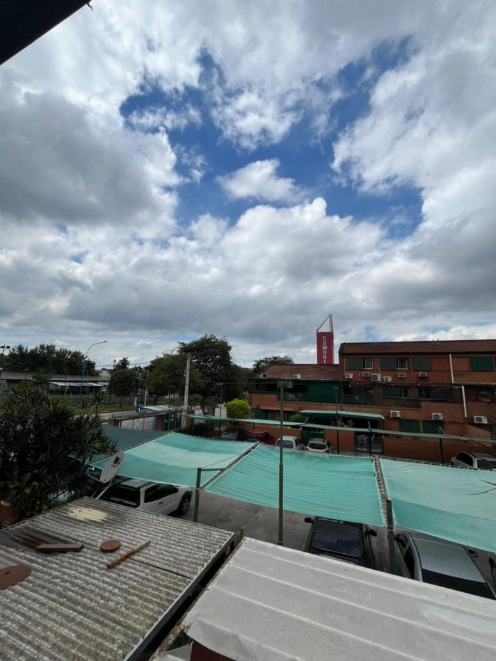 DEPARTAMENTO DE DOS DORMITORIOS CON COCHERA EN COMPLEJO GARCIA HAMILTON EN AVENIDA BELGRANO AL 3.300