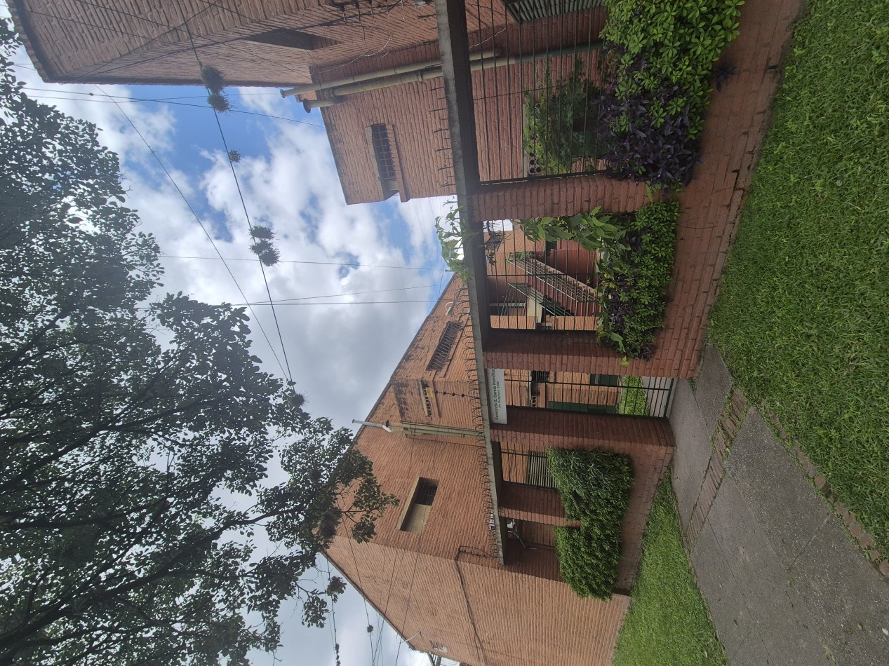 DEPARTAMENTO DE DOS DORMITORIOS CON COCHERA EN COMPLEJO GARCIA HAMILTON EN AVENIDA BELGRANO AL 3.300