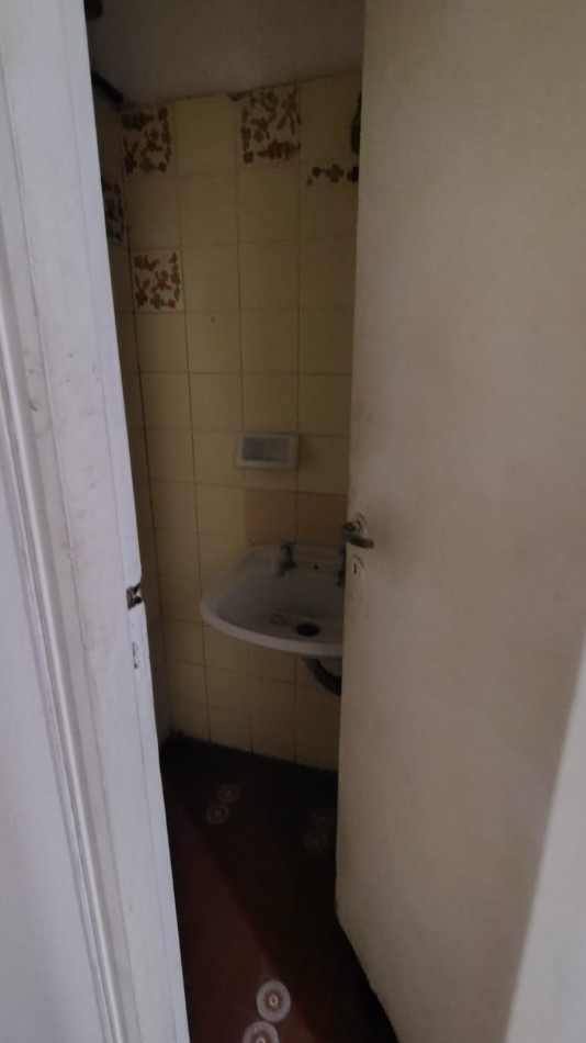 DUPLEX EN 25 DE MAYO Y CORRIENTES DE TRES DORMITORIOS APTO CREDITO