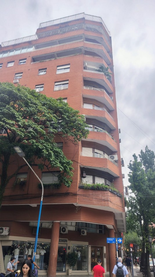DUPLEX EN 25 DE MAYO Y CORRIENTES DE TRES DORMITORIOS APTO CREDITO