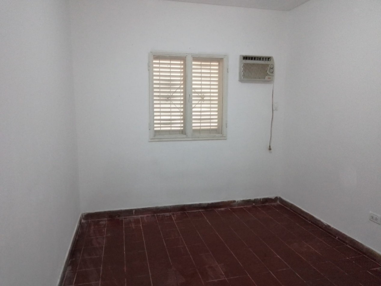 CASA EN BARRIO O CONNORS DE TRES DORMITORIOS CON PILETA APTA CREDITO HIPOTECARIO