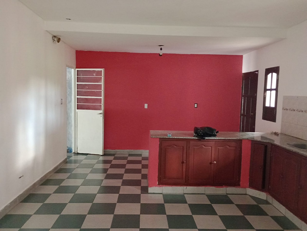 CASA EN BARRIO O CONNORS DE TRES DORMITORIOS CON PILETA APTA CREDITO HIPOTECARIO