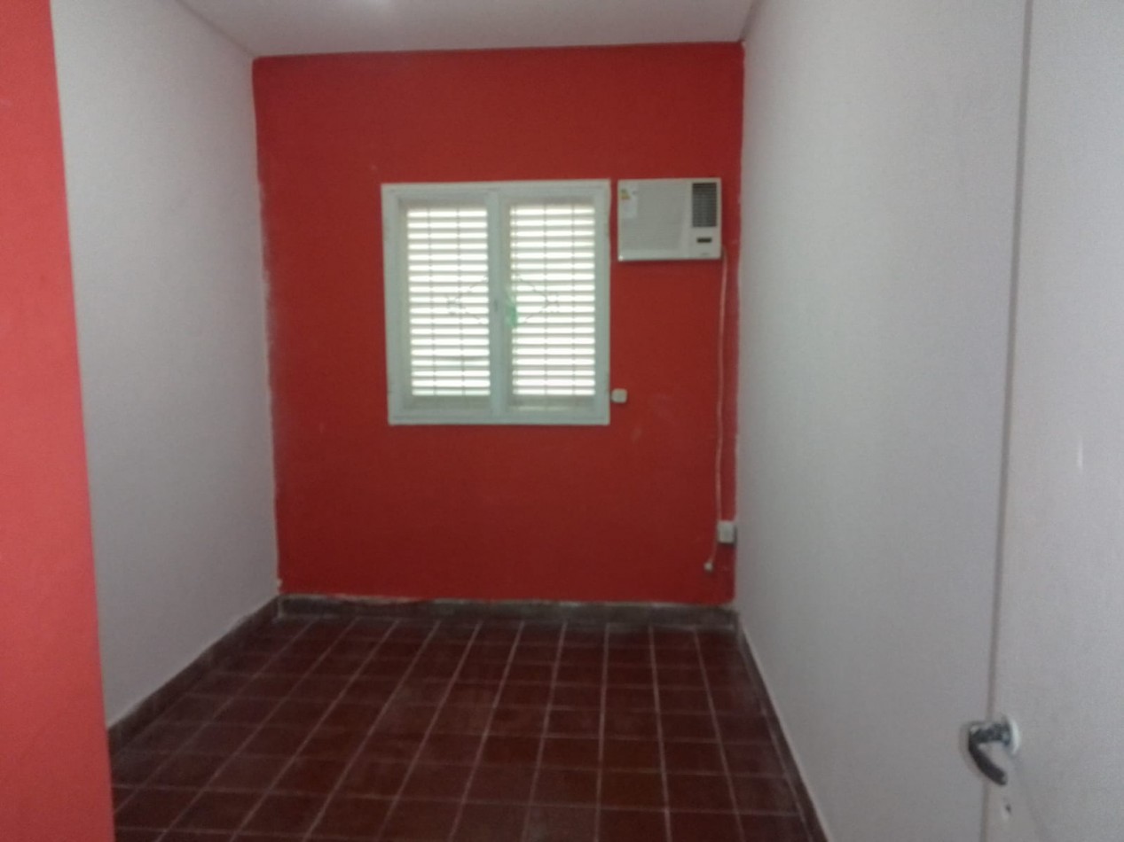 CASA EN BARRIO O CONNORS DE TRES DORMITORIOS CON PILETA APTA CREDITO HIPOTECARIO