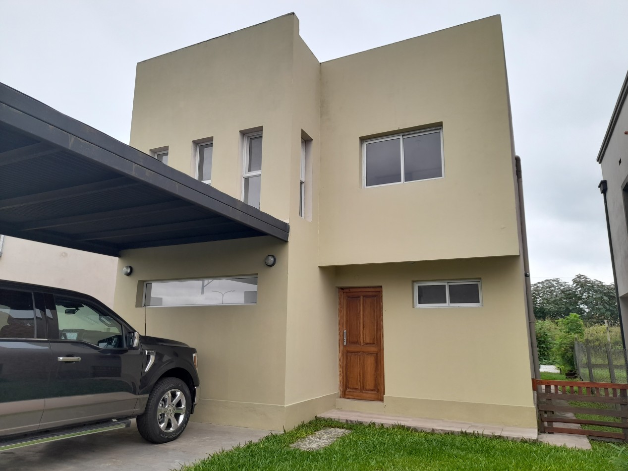 CASA EN BARRIO ALTOS DEL CEBIL 1 DE 3D CON PILETA EN LA RINCONADA, YERBA BUENA