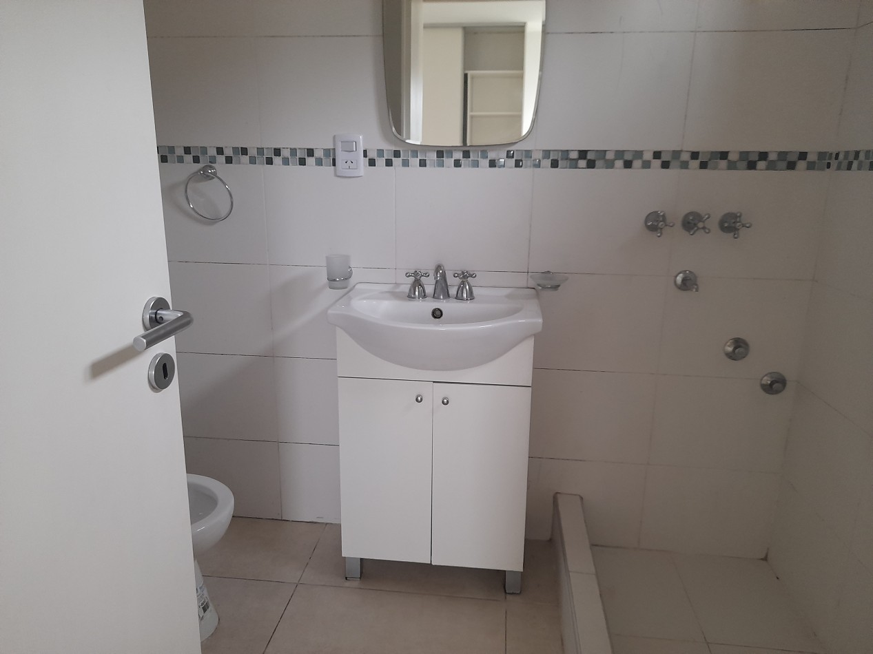 CASA EN BARRIO ALTOS DEL CEBIL 1 DE 3D CON PILETA EN LA RINCONADA, YERBA BUENA