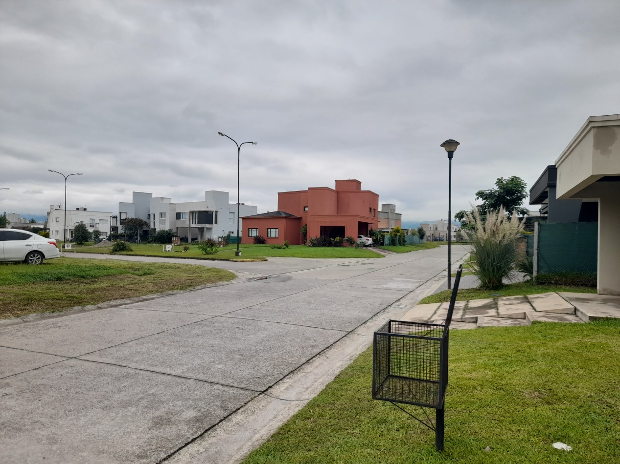 CASA EN BARRIO ALTOS DEL CEBIL 1 DE 3D CON PILETA EN LA RINCONADA, YERBA BUENA