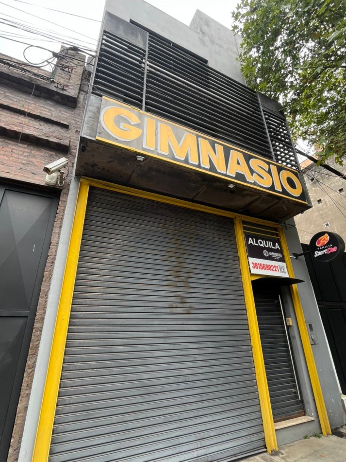 IMPORTANTE LOCAL COMERCIAL CON DEPOSITO EN BOLIVAR Y JUJUY BARRIO SUR