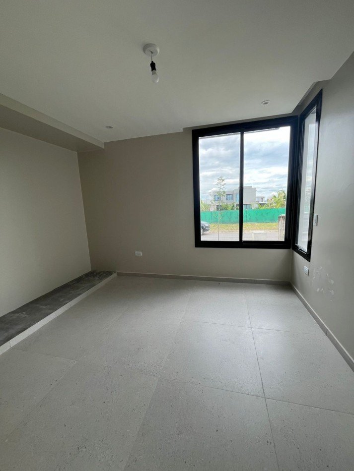 IMPORTANTE CASA EN COUNTRY THE POINT APTA CREDITO 