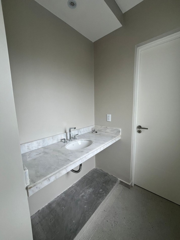 IMPORTANTE CASA EN COUNTRY THE POINT APTA CREDITO 