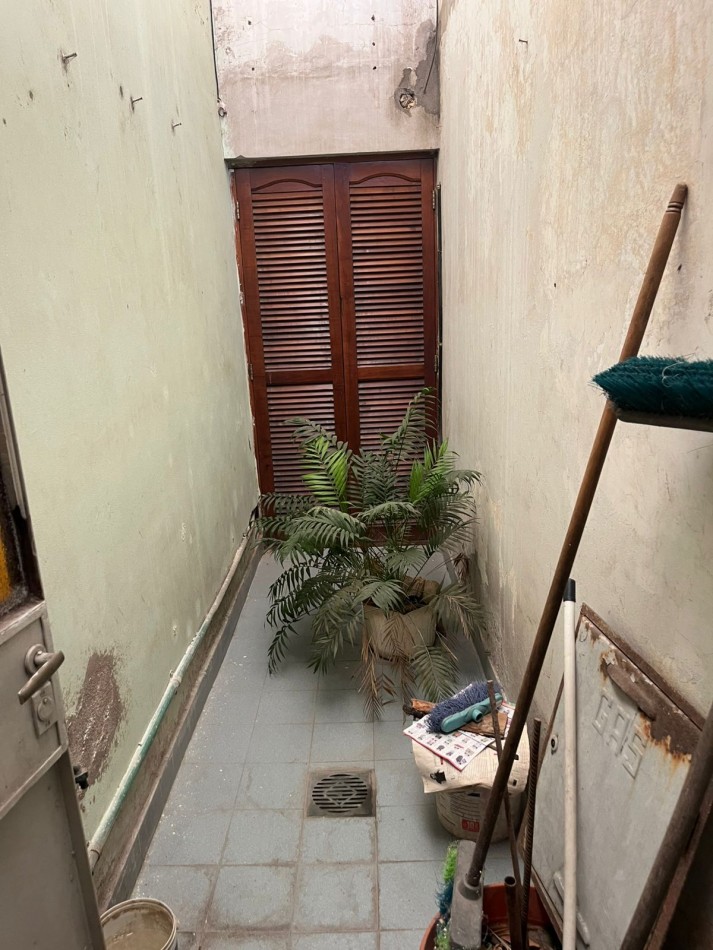 CASA EN COLOMBIA CASI AVENIDA JUAN B. JUSTO DE TRES DORMITORIOS