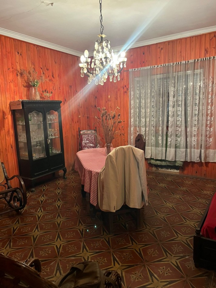 CASA EN COLOMBIA CASI AVENIDA JUAN B. JUSTO DE TRES DORMITORIOS