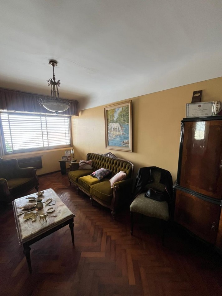 DEPARTAMENTO DE TRES DORMITORIOS Y DEPENDENCIA EN 9 DE JULIO 280 APTO CREDITO 