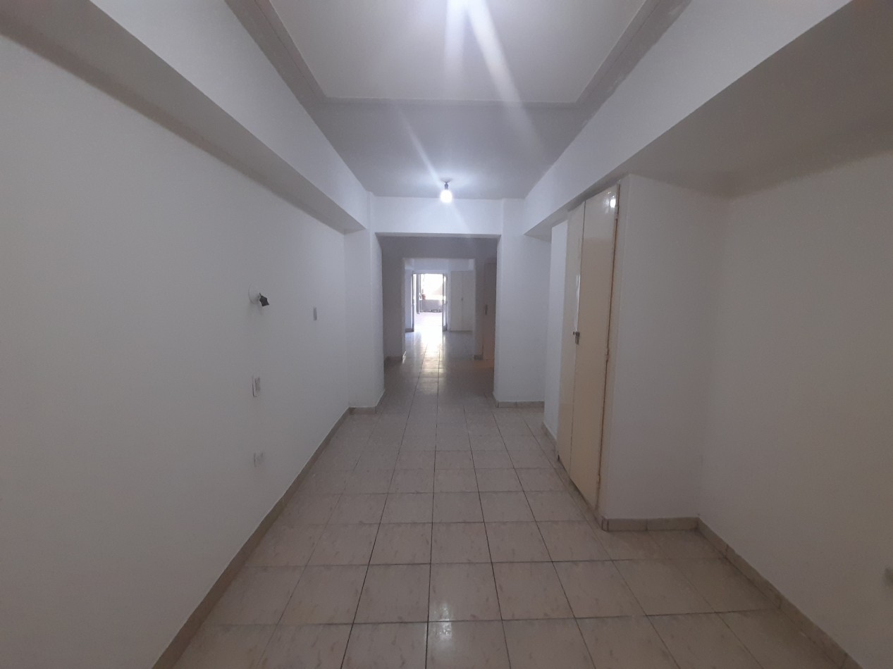 DEPARTAMENTO MONOAMBIENTE CON PATIO ENORME EN PLANTA BAJA EN LAS HERAS 441 BARRIO SUR
