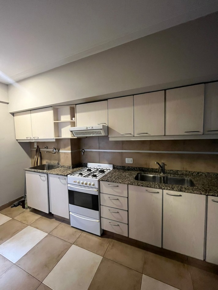 DEPARTAMENTO PREMIUN DE DOS DORMITORIOS CON DEPENDENCIA, AMENITIES Y COCHERA EN EDIFICIO GALINDO EN LAPRIDA 757