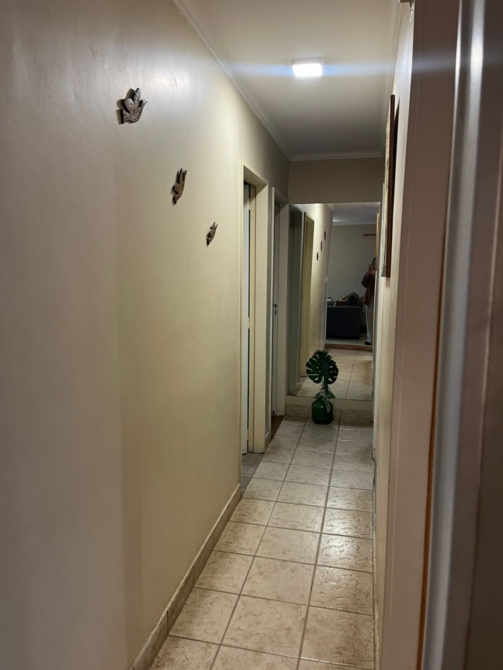 HERMOSA CASA APTA CREDITO EN BARRIO AGRIMENSOR SANTIAGO AL 4500 APTA CREDITO 