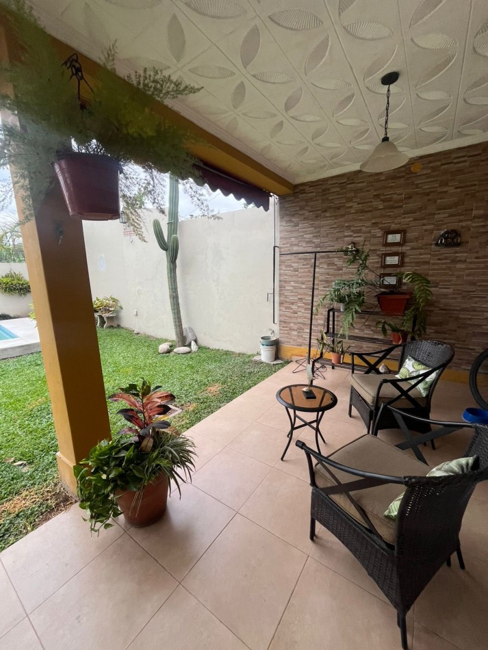 HERMOSA CASA APTA CREDITO EN BARRIO AGRIMENSOR SANTIAGO AL 4500 APTA CREDITO 