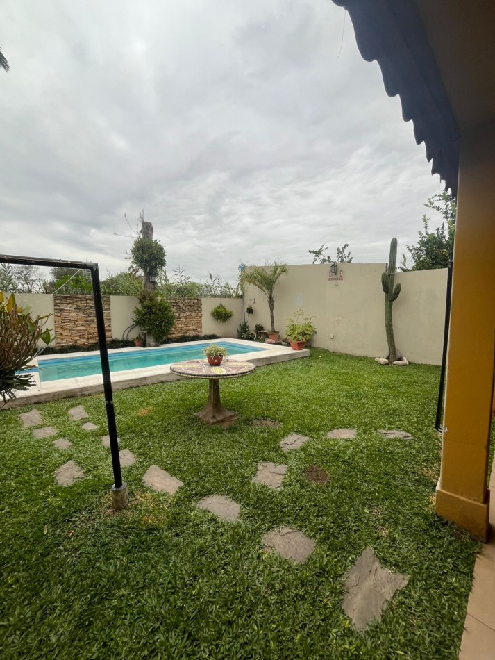 HERMOSA CASA APTA CREDITO EN BARRIO AGRIMENSOR SANTIAGO AL 4500 APTA CREDITO 