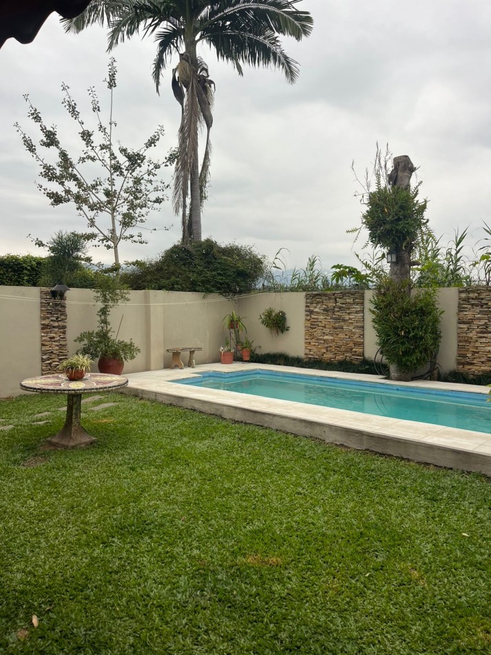 HERMOSA CASA APTA CREDITO EN BARRIO AGRIMENSOR SANTIAGO AL 4500 APTA CREDITO 
