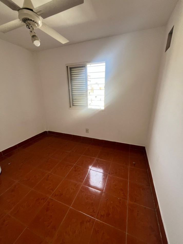 DEPARTAMENTO DE TRES DORMITORIOS EN BARRIO 24 DE SETIEMBRE SOBRE AVENIDA KIRCHNER AL 2.500