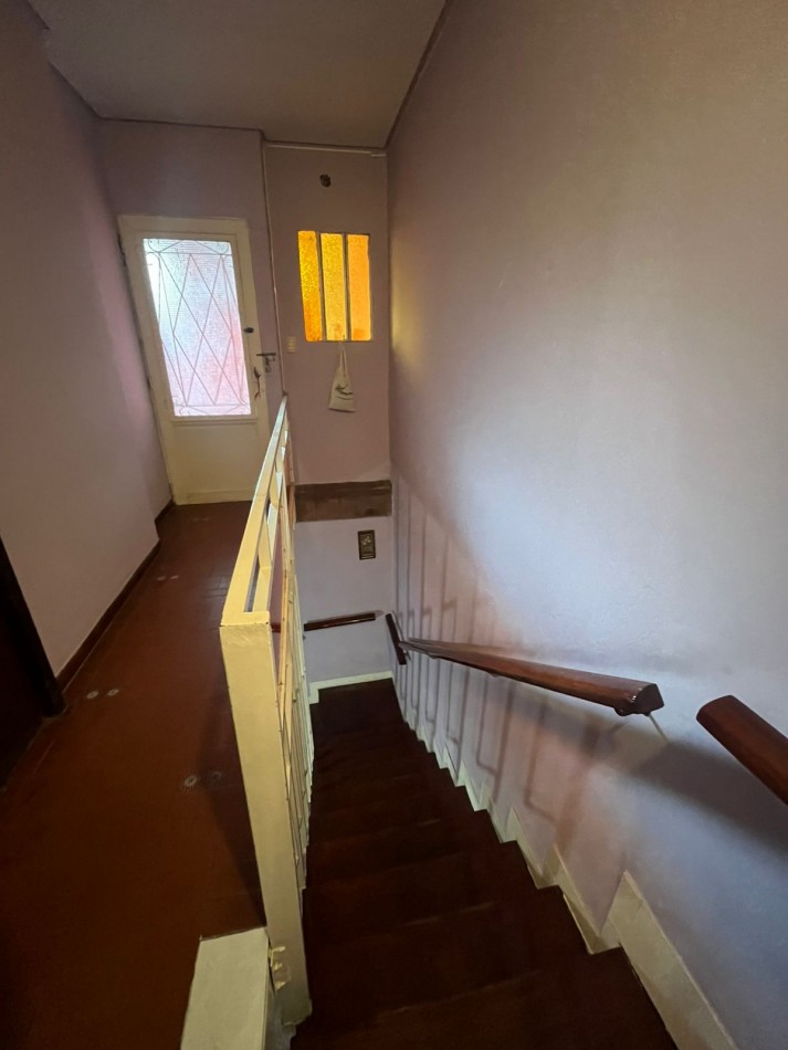 DUPLEX DE TRES DORMITORIOS EN BARRIO SUR RONDEAU AL 400 CON COCHERA