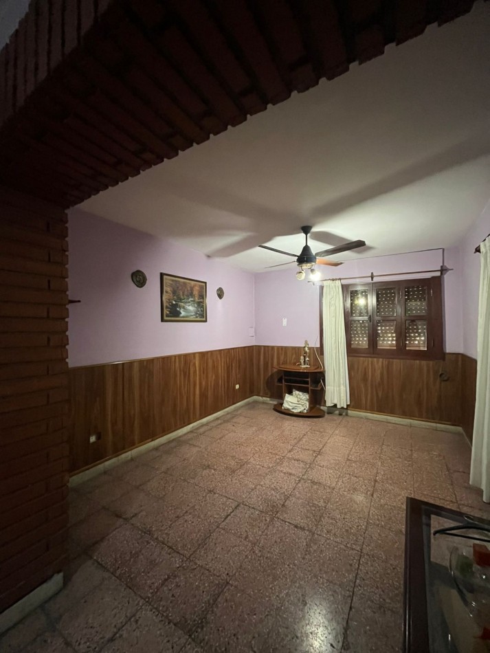 DUPLEX DE TRES DORMITORIOS EN BARRIO SUR RONDEAU AL 400 CON COCHERA