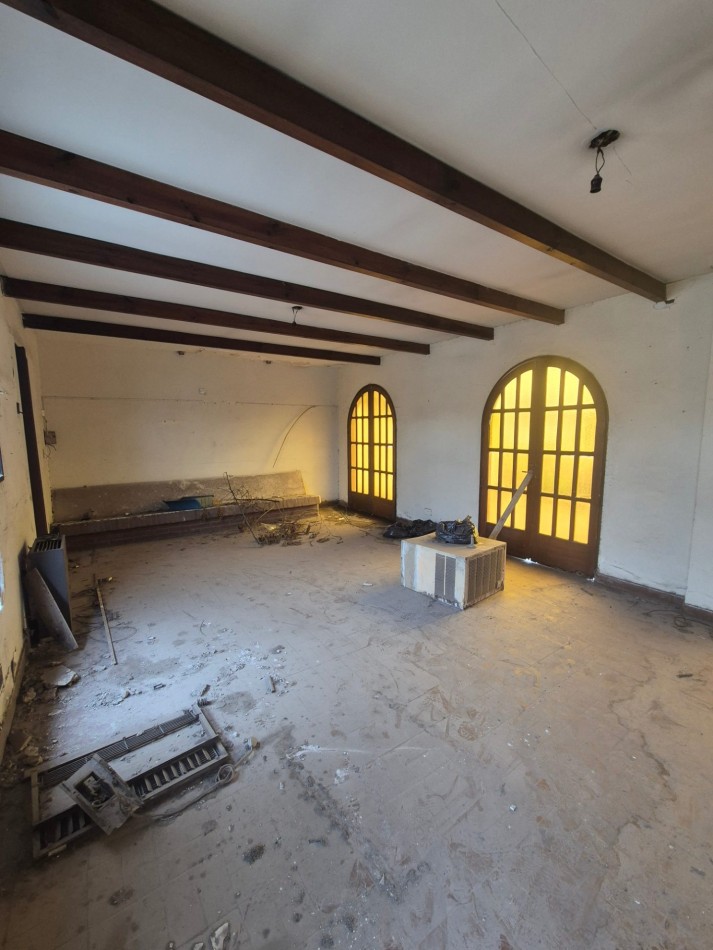 INMUEBLE EN CRISOSTOMO ALVAREZ 187 PARA REMODELAR ZONA EN DESARROLLO COMERCIAL