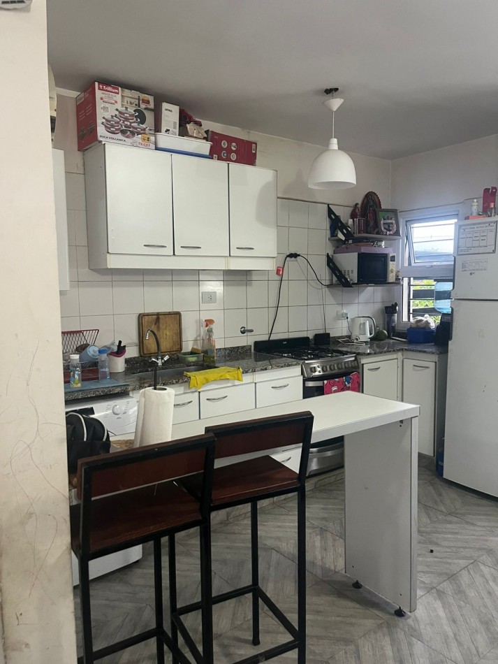 DEPARTAMENTO DE DOS DORMITORIOS CON TERRAZA, ASADOR Y COCHERA CUBIERTA EN BARRIO PROCREAR YERBA BUENA