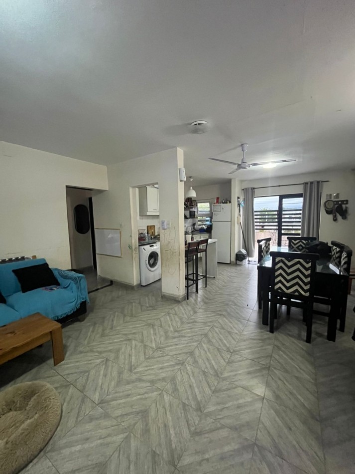 DEPARTAMENTO DE DOS DORMITORIOS CON TERRAZA, ASADOR Y COCHERA CUBIERTA EN BARRIO PROCREAR YERBA BUENA
