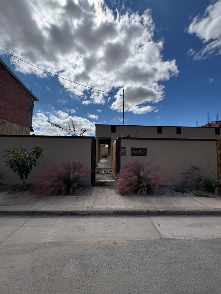 COMPLEJO DE DOS CABAÑAS EN FUNCIONAMIENTO EN CAFAYATE SALTA ESTILO RUSTICO HERMOSAS 