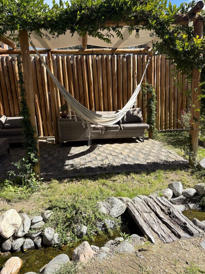 COMPLEJO DE DOS CABAÑAS EN FUNCIONAMIENTO EN CAFAYATE SALTA ESTILO RUSTICO HERMOSAS 