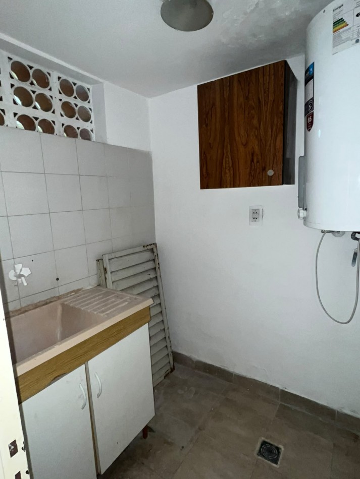 DEPARTAMENTO DE TRES DORMITORIOS EN CHACABUCO AL 200 