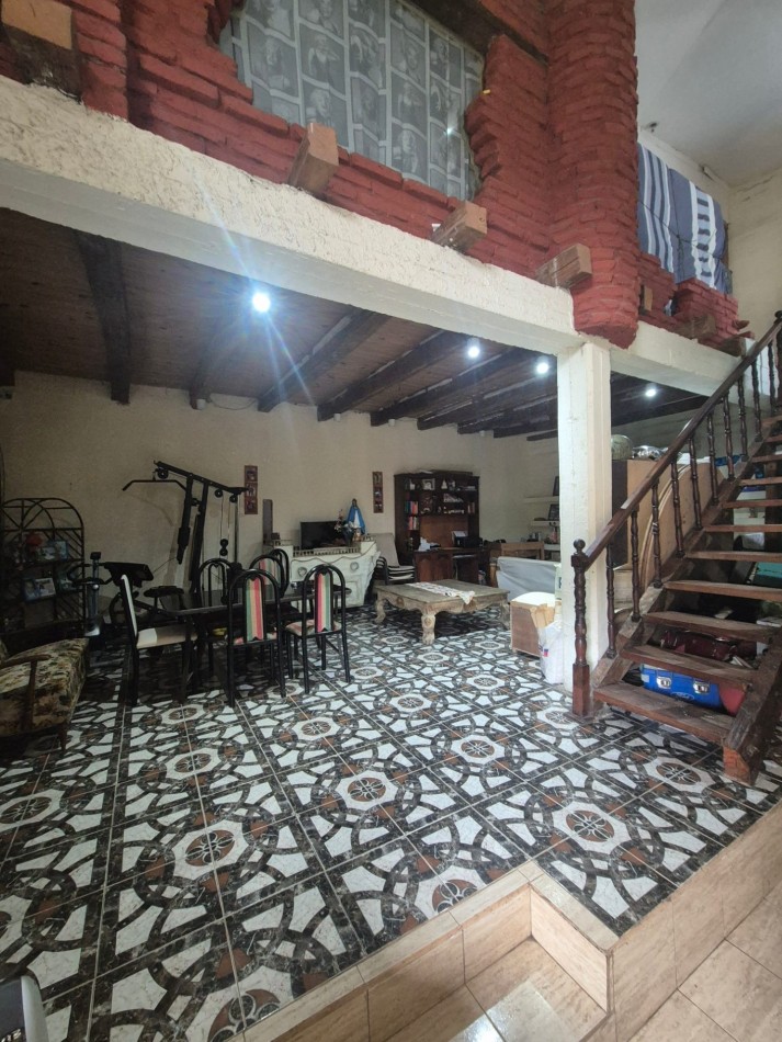 ESPECTACULAR CASA EN EL COLMENAR SOBRE AVENIDA WILLIAM CROSS EN TERRENO DE 650 M2 APTA CREDITO
