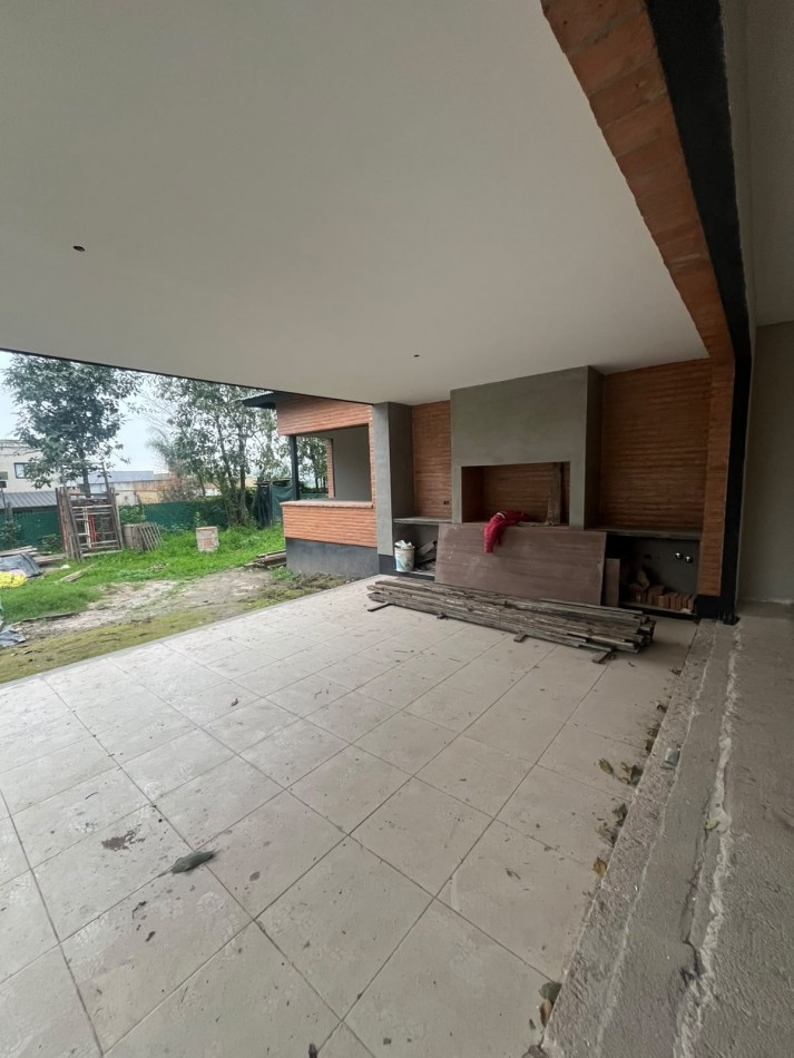 CASA A ESTRENAR APTA CREDITO EN BARRIO PRIVADO LA EMILIA EN YERBA BUENA
