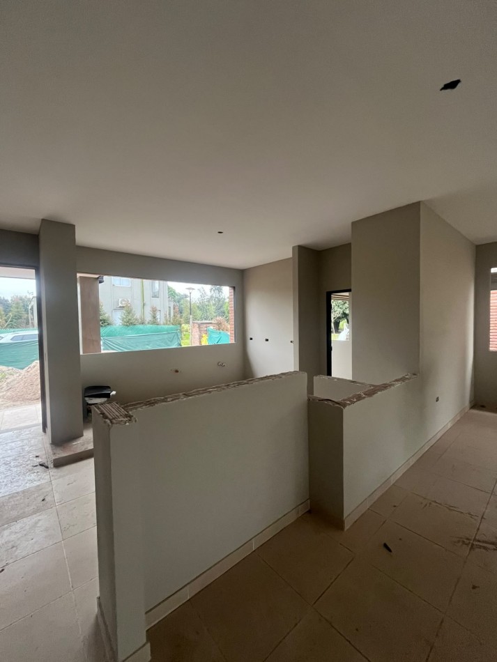 CASA A ESTRENAR APTA CREDITO EN BARRIO PRIVADO LA EMILIA EN YERBA BUENA