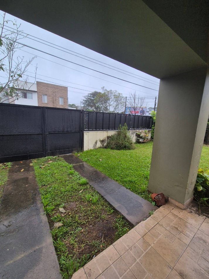 DUPLEX DE TRES DORMITORIOS EN THAMES Y BEETHOVEN EN YERBA BUENA A DOS CUADRAS DE AVENIDA PERON