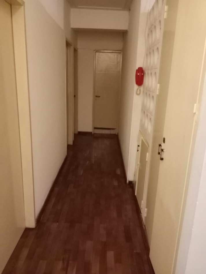 DEPARTAMENTO DE TRES DORMITORIOS EN 24 DE SETIEMBRE AL 1.000
