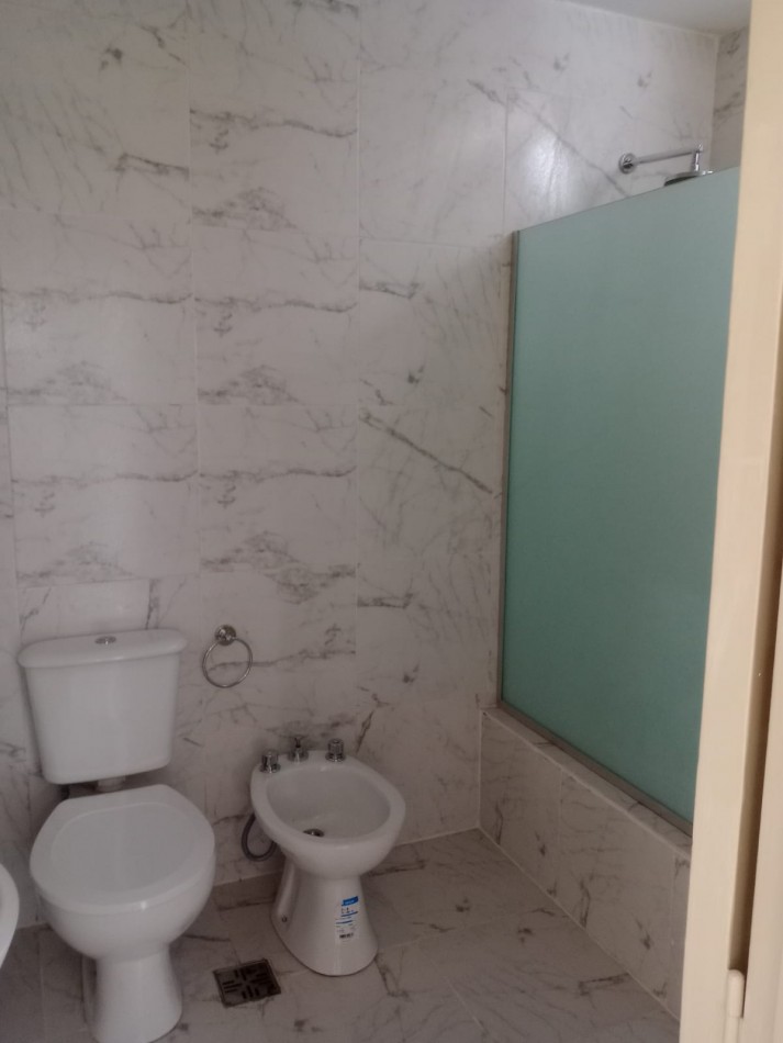DEPARTAMENTO DE TRES DORMITORIOS EN 24 DE SETIEMBRE AL 1.000
